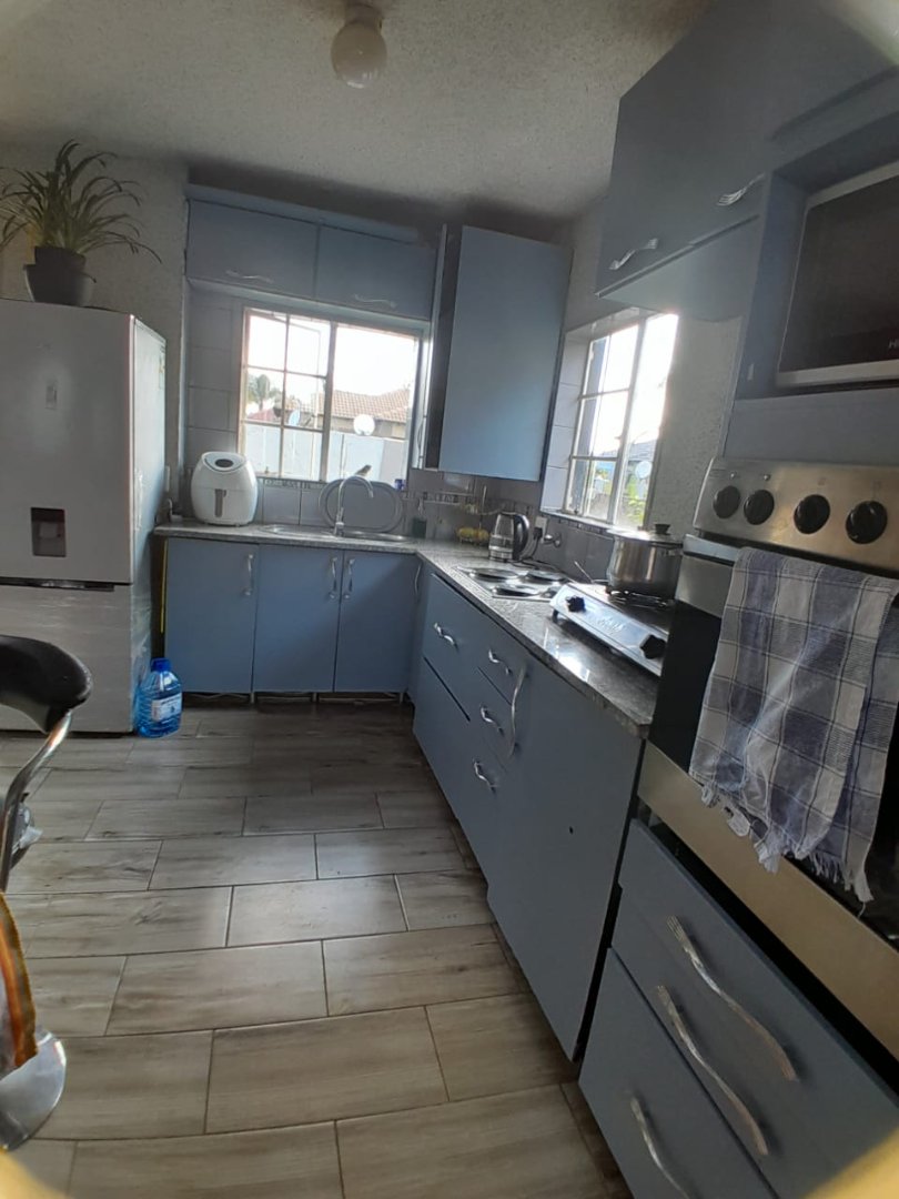 4 Bedroom Property for Sale in Nkwe Estate Gauteng