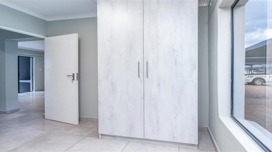 2 Bedroom Property for Sale in Eveleigh Gauteng