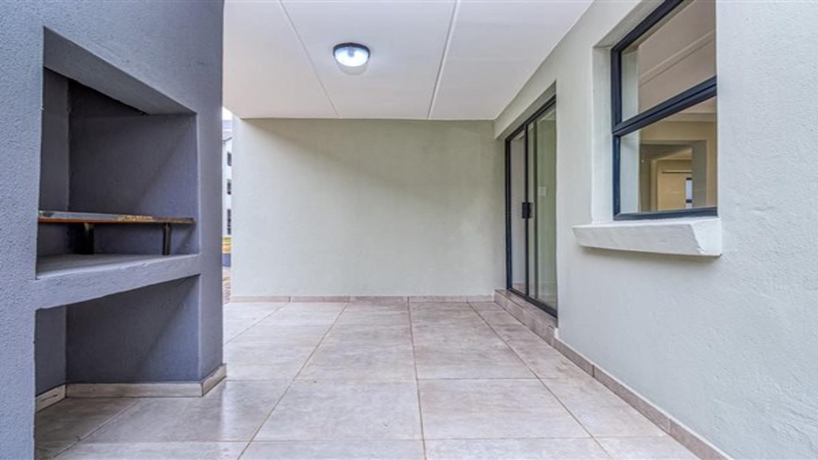2 Bedroom Property for Sale in Eveleigh Gauteng