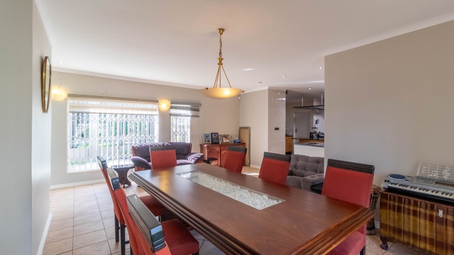 7 Bedroom Property for Sale in Observatory Gauteng