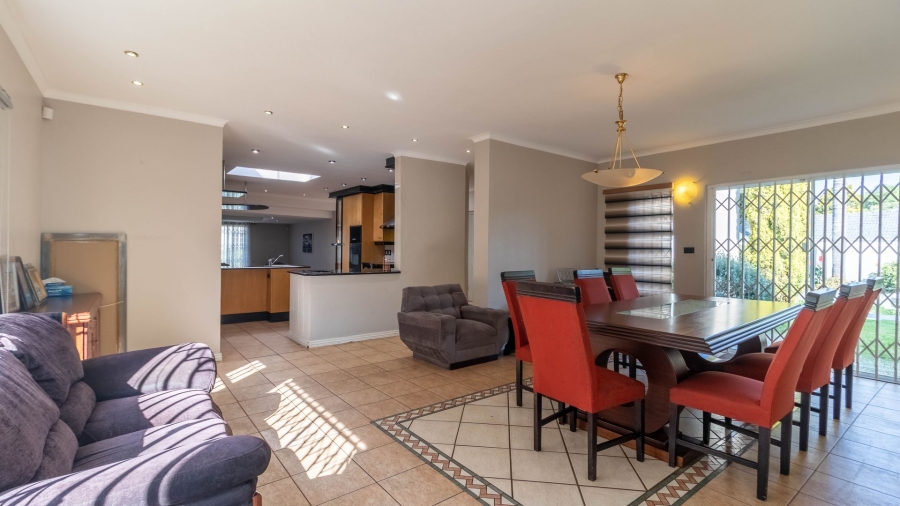 7 Bedroom Property for Sale in Observatory Gauteng