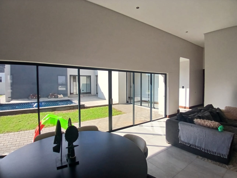 4 Bedroom Property for Sale in Midstream Estate Gauteng
