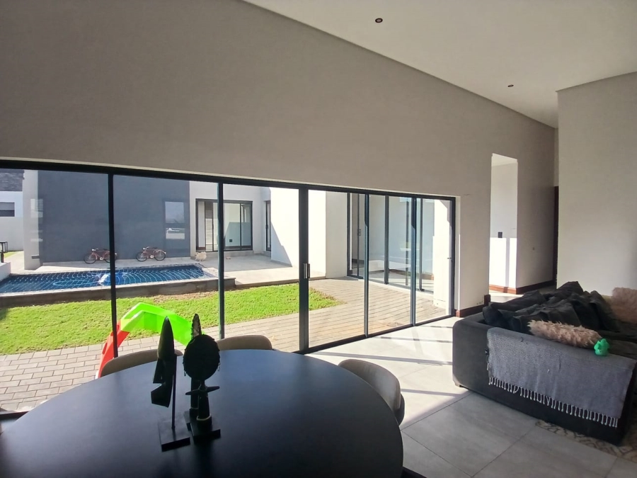 4 Bedroom Property for Sale in Midstream Estate Gauteng