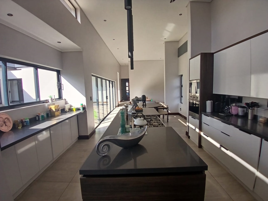 4 Bedroom Property for Sale in Midstream Estate Gauteng