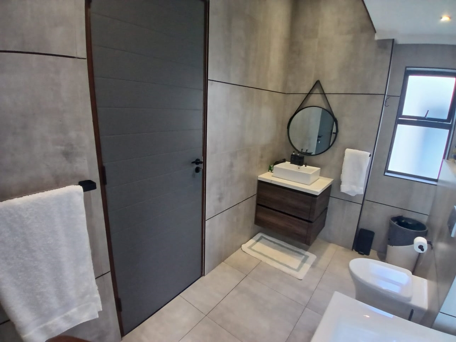 4 Bedroom Property for Sale in Midstream Estate Gauteng