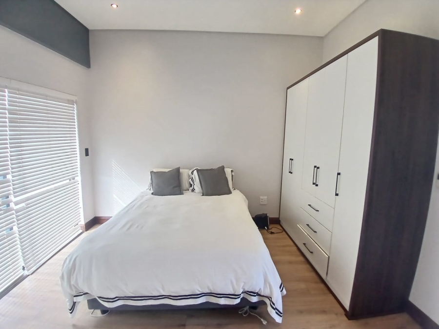 4 Bedroom Property for Sale in Midstream Estate Gauteng