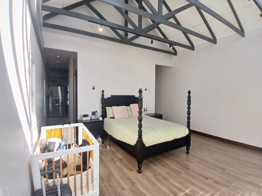 4 Bedroom Property for Sale in Midstream Estate Gauteng
