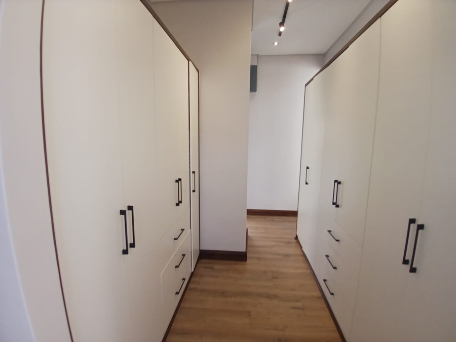 4 Bedroom Property for Sale in Midstream Estate Gauteng