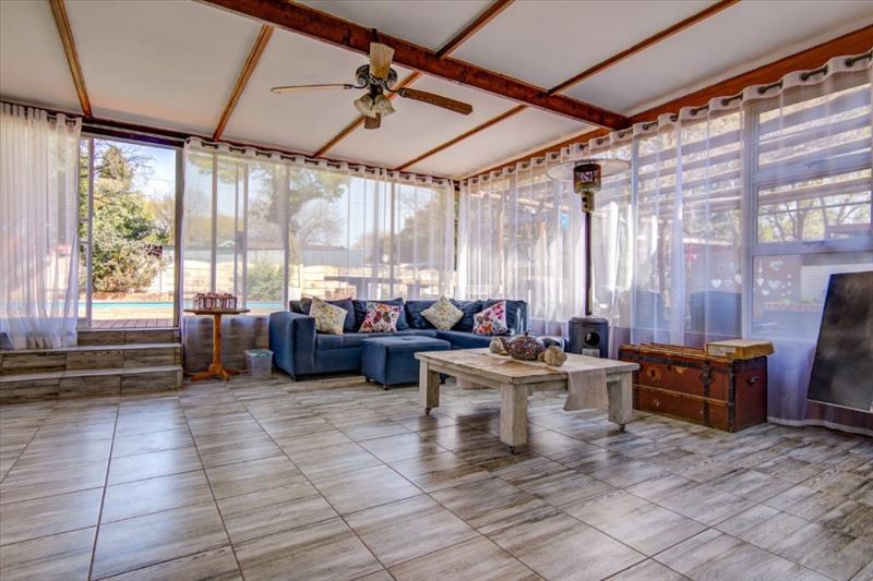 4 Bedroom Property for Sale in Nimrod Park Gauteng