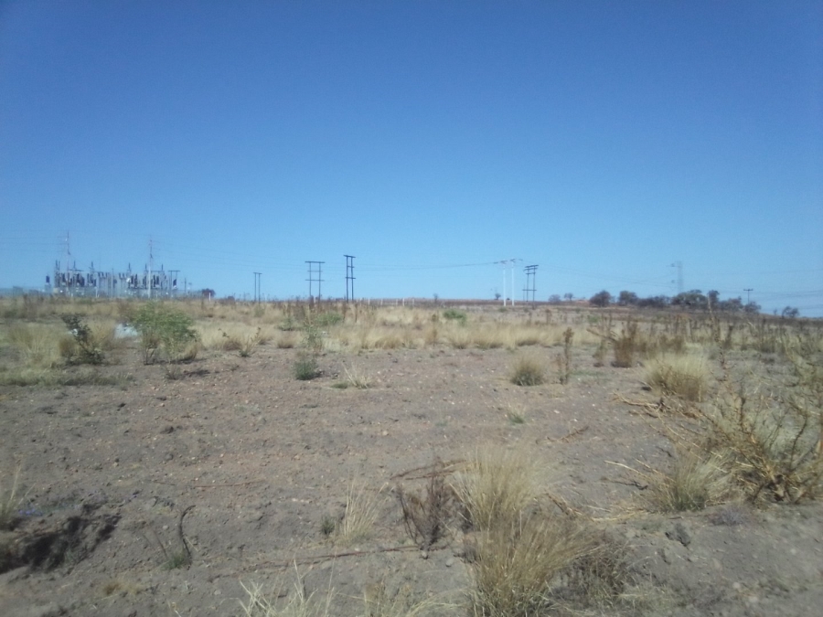 To Let commercial Property for Rent in Laezonia Gauteng