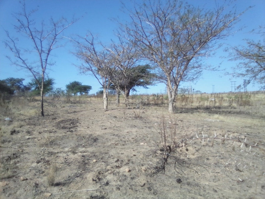 To Let commercial Property for Rent in Laezonia Gauteng