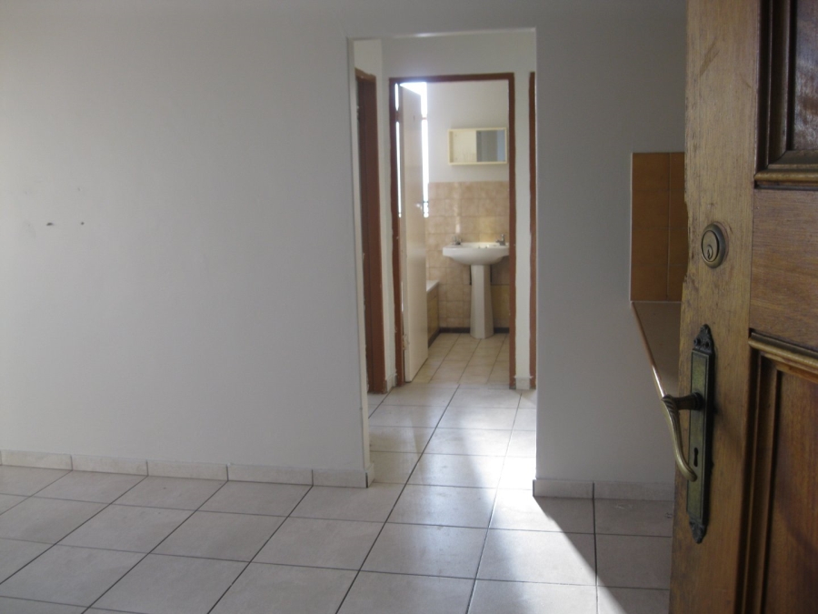 To Let 2 Bedroom Property for Rent in Pretoria Central Gauteng