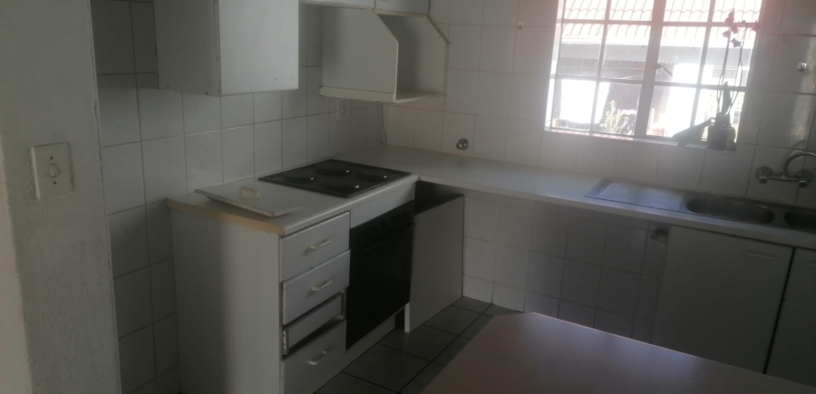 To Let 2 Bedroom Property for Rent in Eden Glen Gauteng