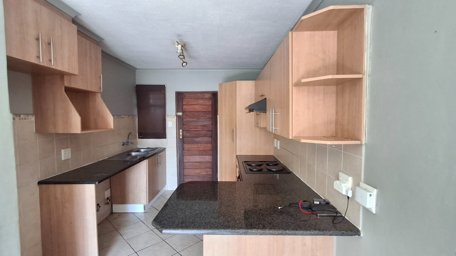 2 Bedroom Property for Sale in Montana Gauteng