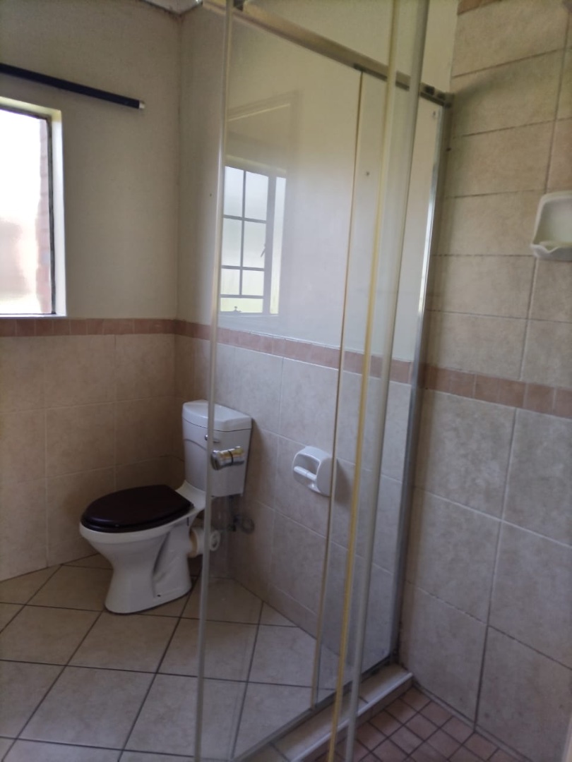 2 Bedroom Property for Sale in The Reeds Gauteng