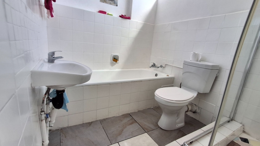 2 Bedroom Property for Sale in Pretoria Gauteng