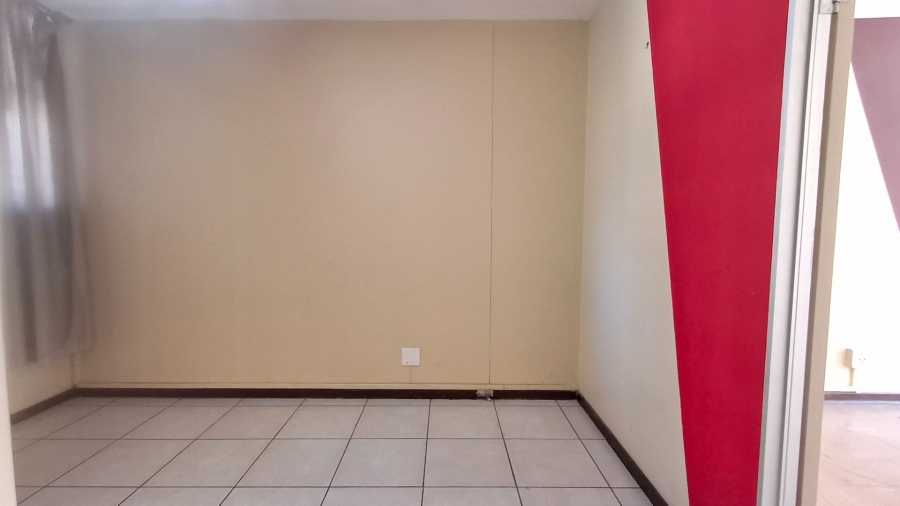 2 Bedroom Property for Sale in Pretoria Gauteng