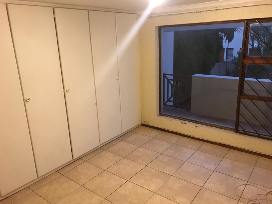 2 Bedroom Property for Sale in Bassonia Gauteng