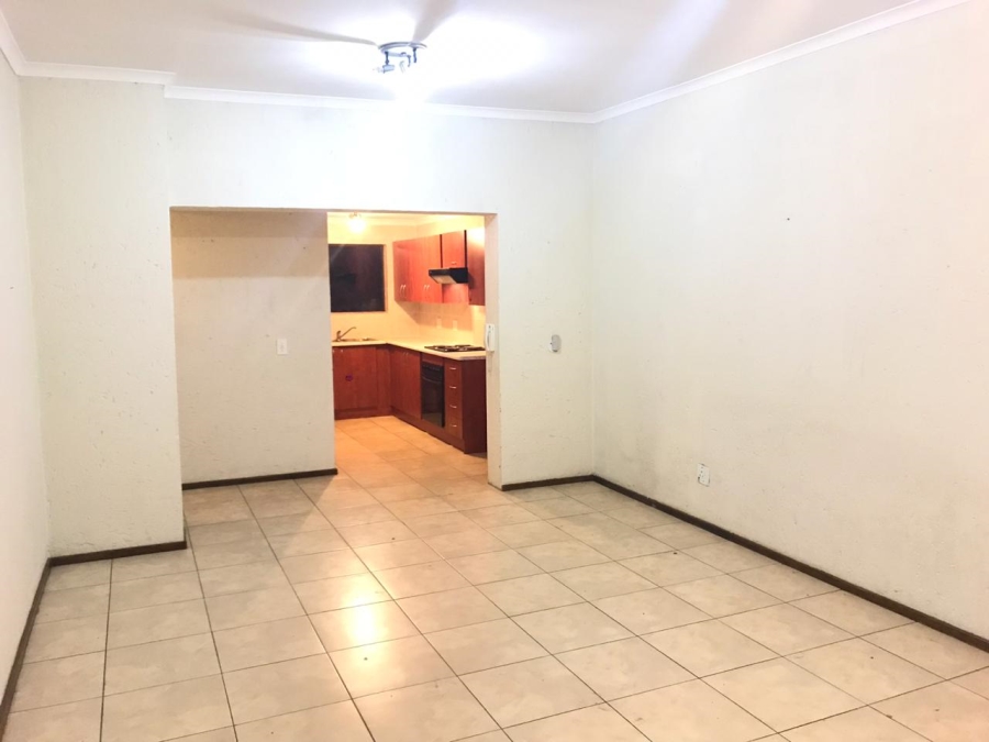 2 Bedroom Property for Sale in Bassonia Gauteng