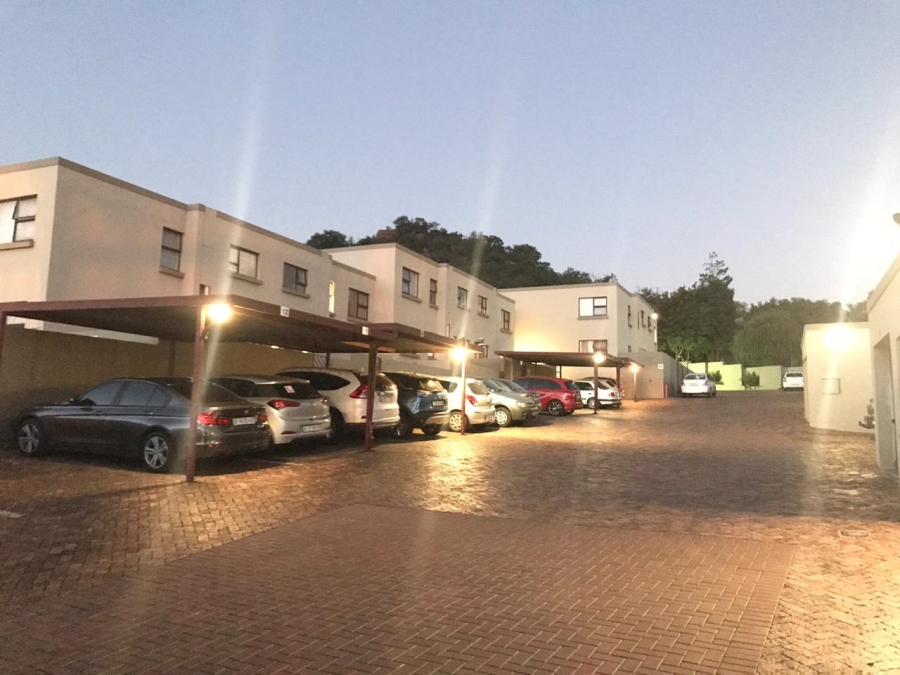2 Bedroom Property for Sale in Bassonia Gauteng