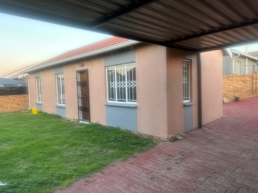 3 Bedroom Property for Sale in Cosmo City Gauteng