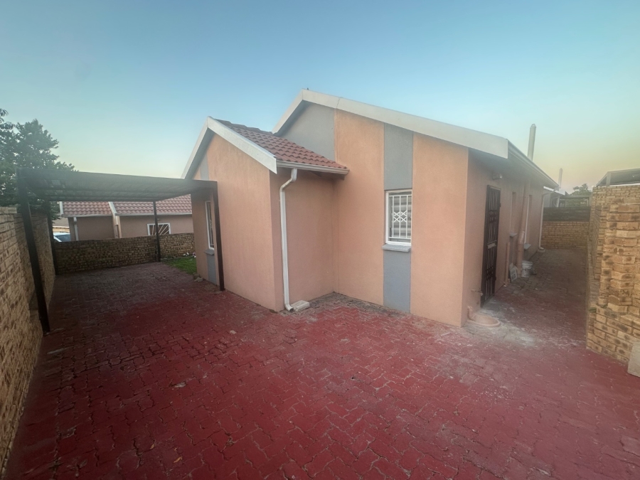 3 Bedroom Property for Sale in Cosmo City Gauteng