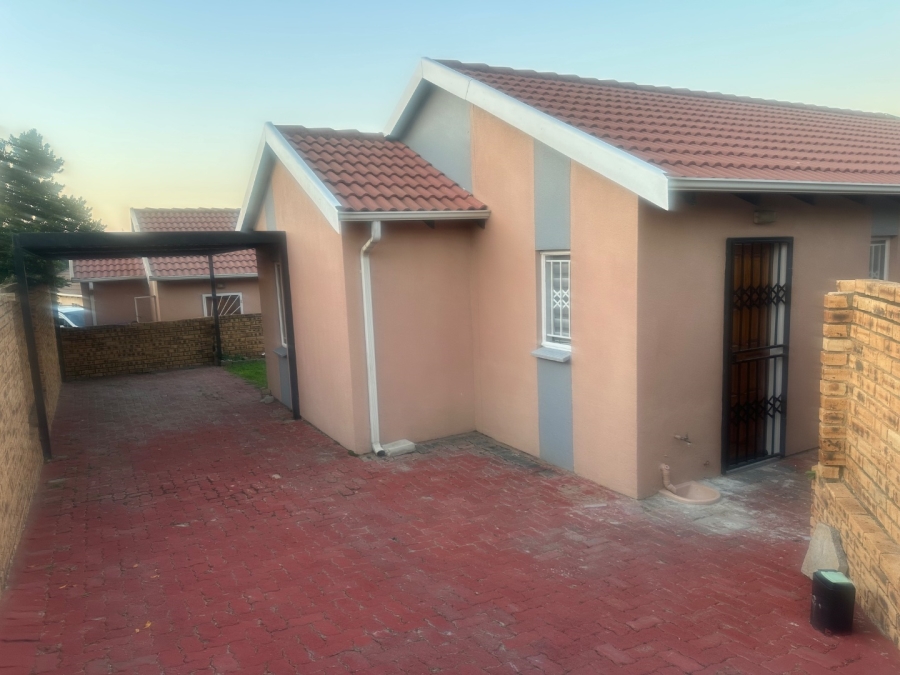 3 Bedroom Property for Sale in Cosmo City Gauteng