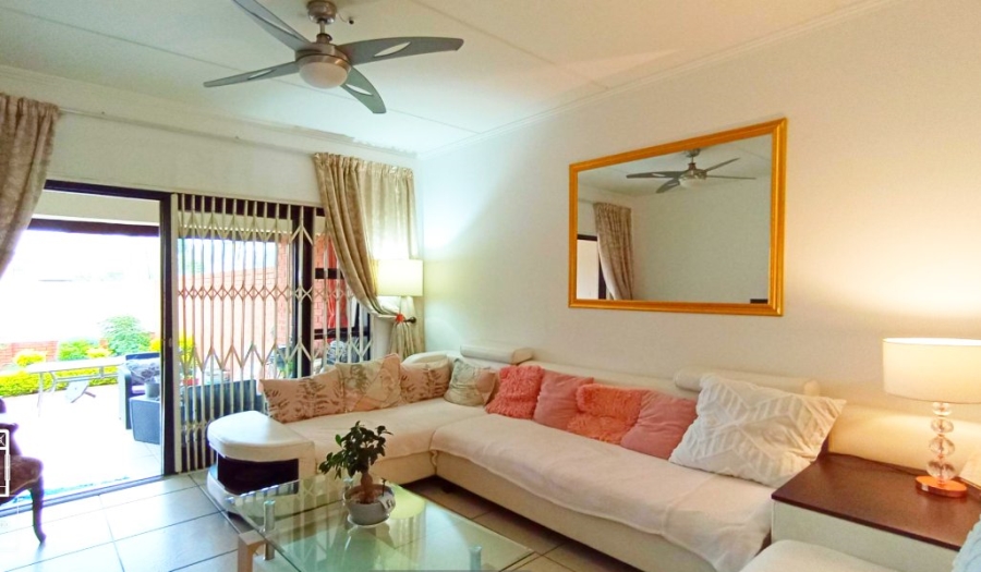 3 Bedroom Property for Sale in Greenstone Hill Gauteng
