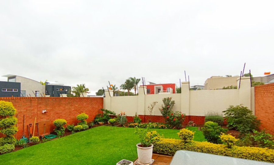 3 Bedroom Property for Sale in Greenstone Hill Gauteng