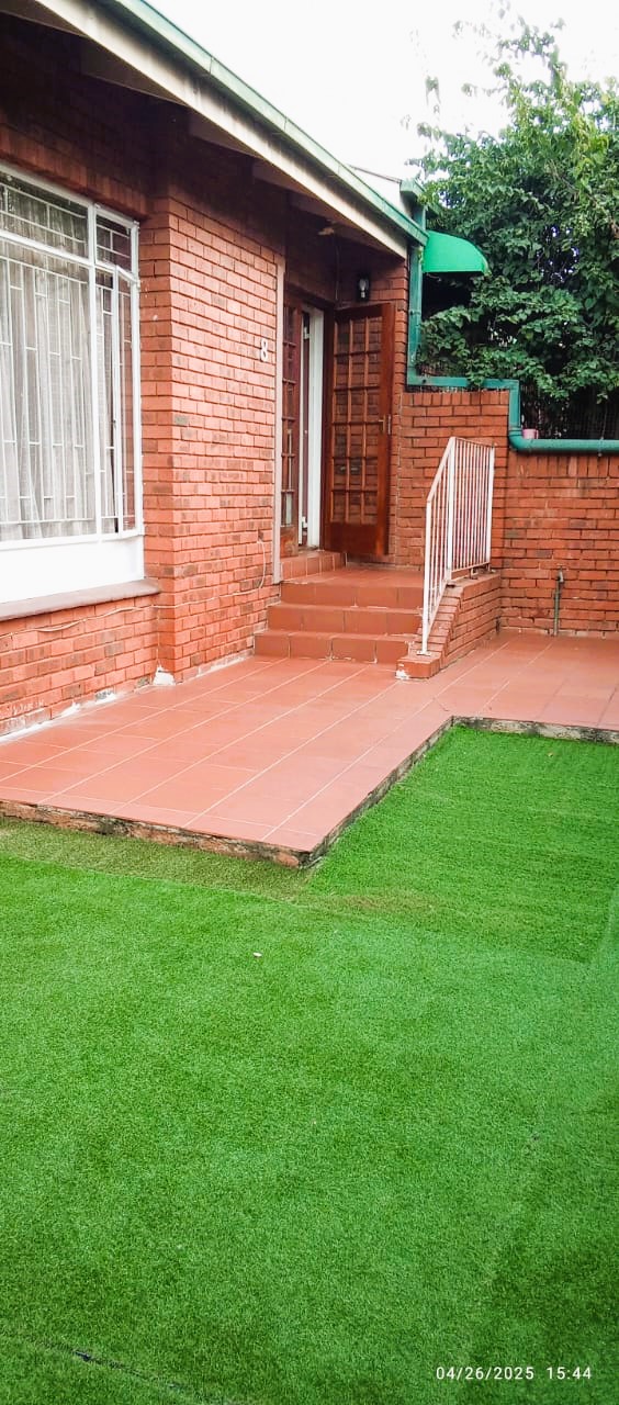 2 Bedroom Property for Sale in La Montagne Gauteng