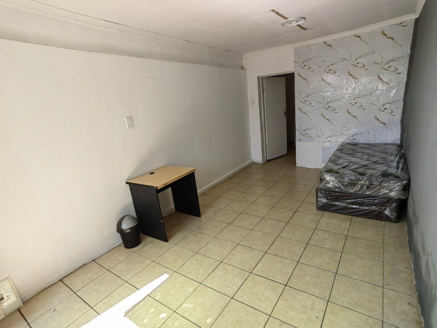 7 Bedroom Property for Sale in Vrededorp Gauteng