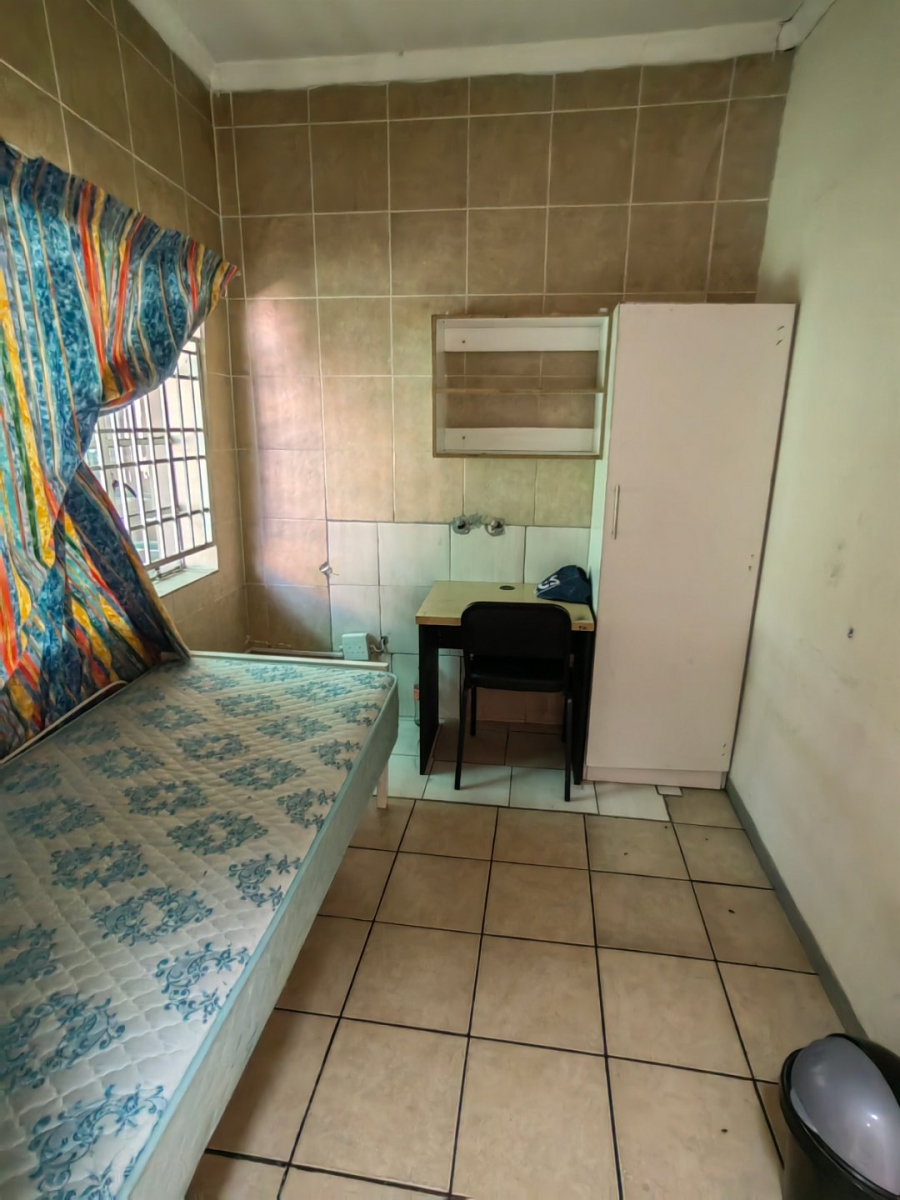 7 Bedroom Property for Sale in Vrededorp Gauteng