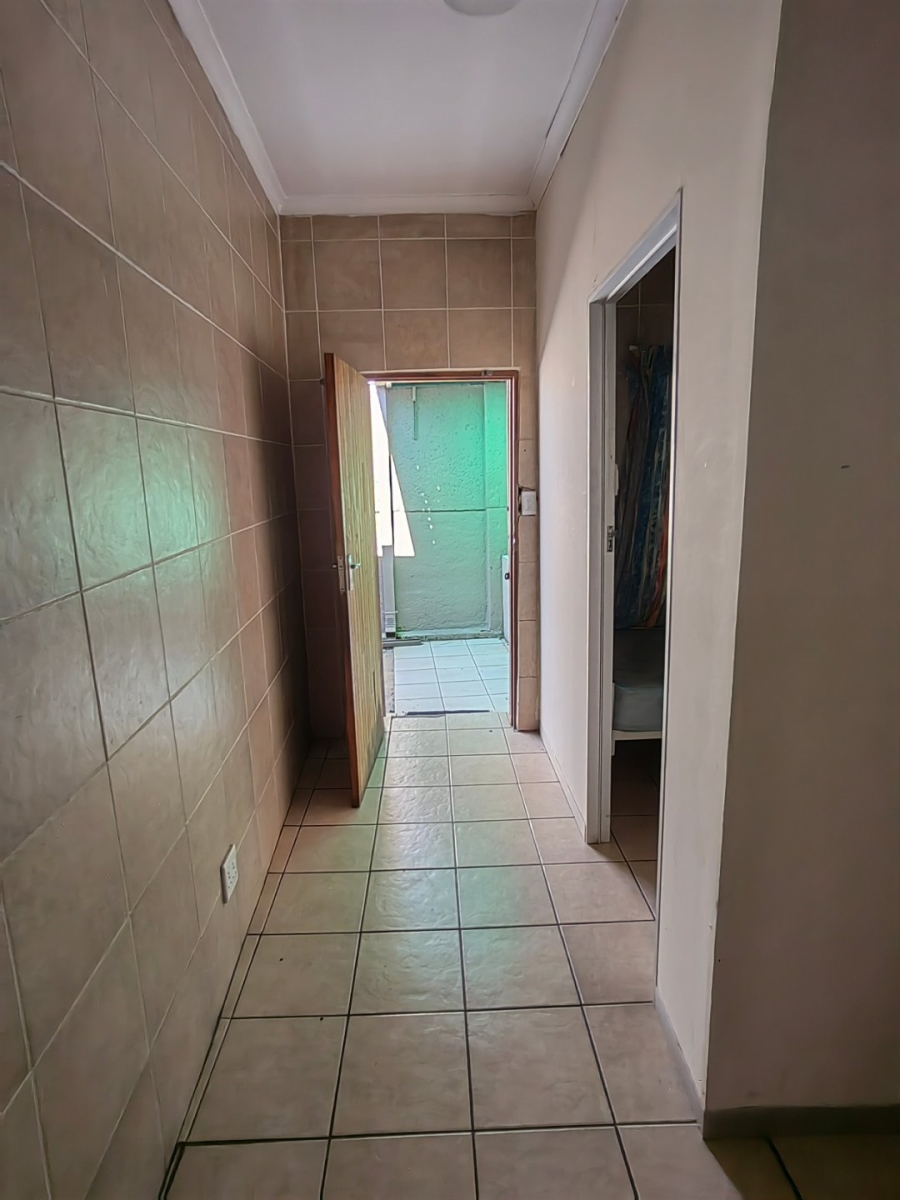 7 Bedroom Property for Sale in Vrededorp Gauteng