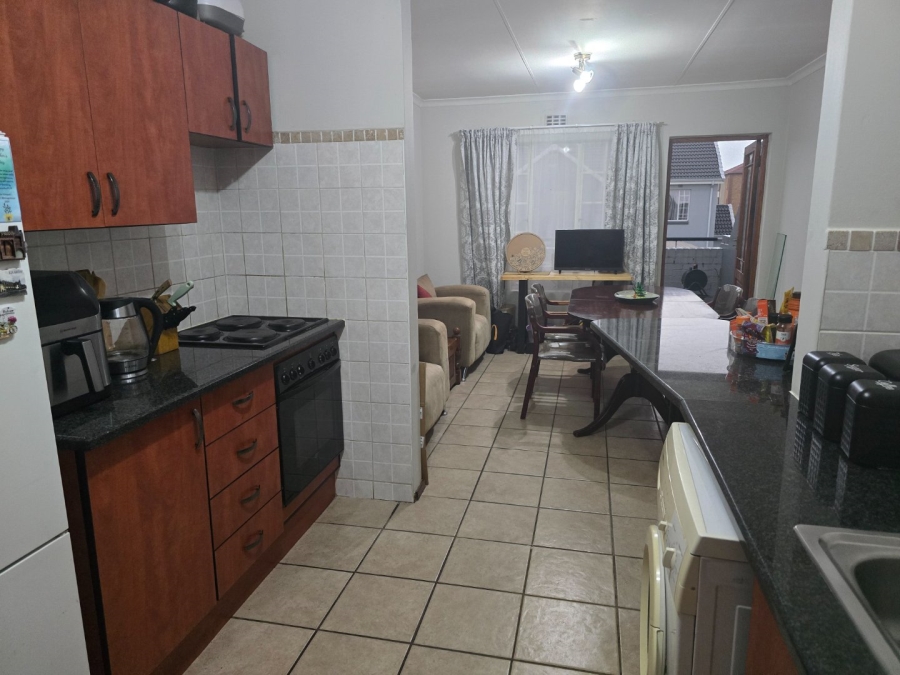 To Let 2 Bedroom Property for Rent in Brentwood Park Gauteng