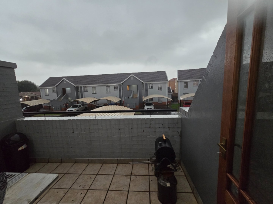 To Let 2 Bedroom Property for Rent in Brentwood Park Gauteng