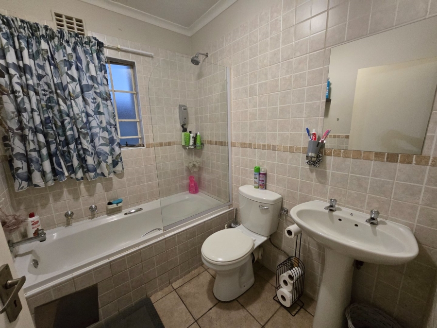 To Let 2 Bedroom Property for Rent in Brentwood Park Gauteng