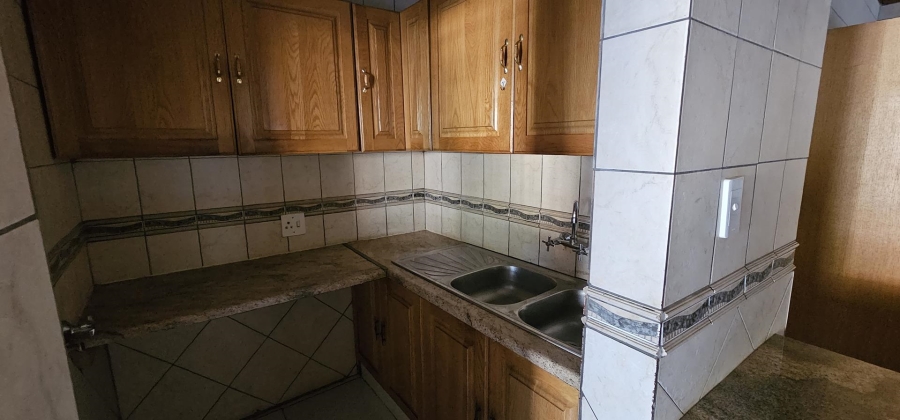 5 Bedroom Property for Sale in Elardus Park Gauteng