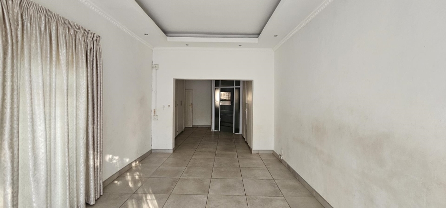 5 Bedroom Property for Sale in Elardus Park Gauteng