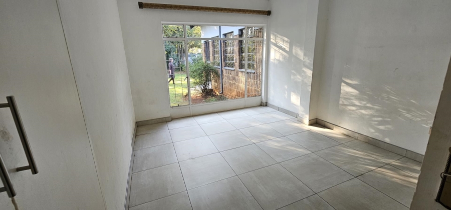 5 Bedroom Property for Sale in Elardus Park Gauteng