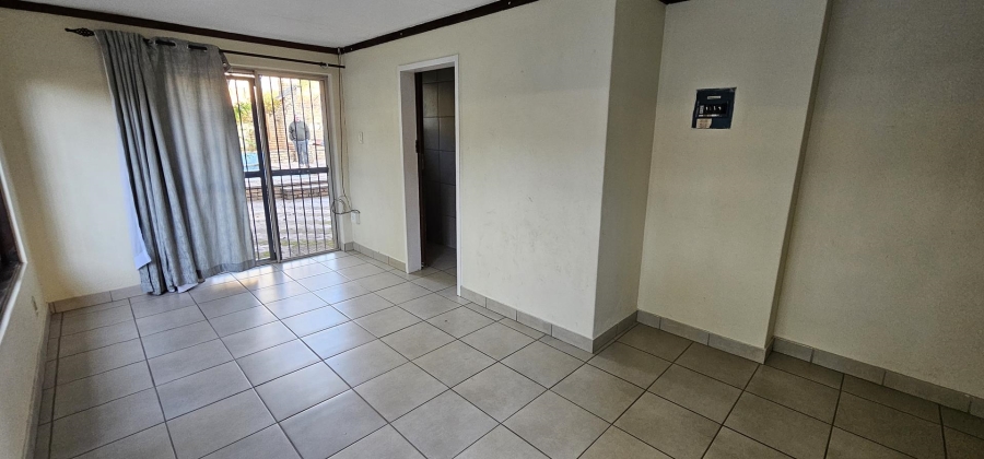 5 Bedroom Property for Sale in Elardus Park Gauteng