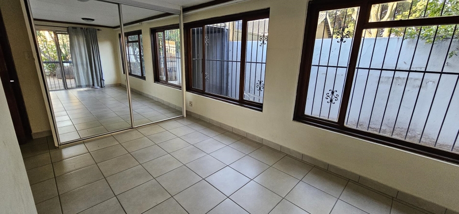 5 Bedroom Property for Sale in Elardus Park Gauteng