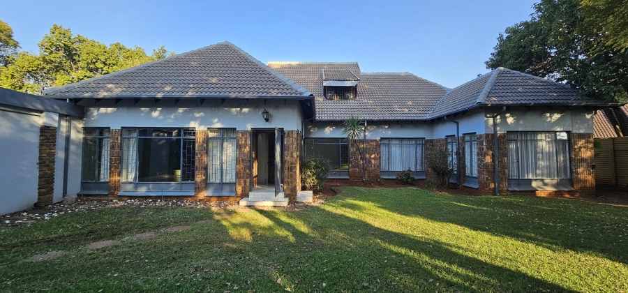 5 Bedroom Property for Sale in Elardus Park Gauteng