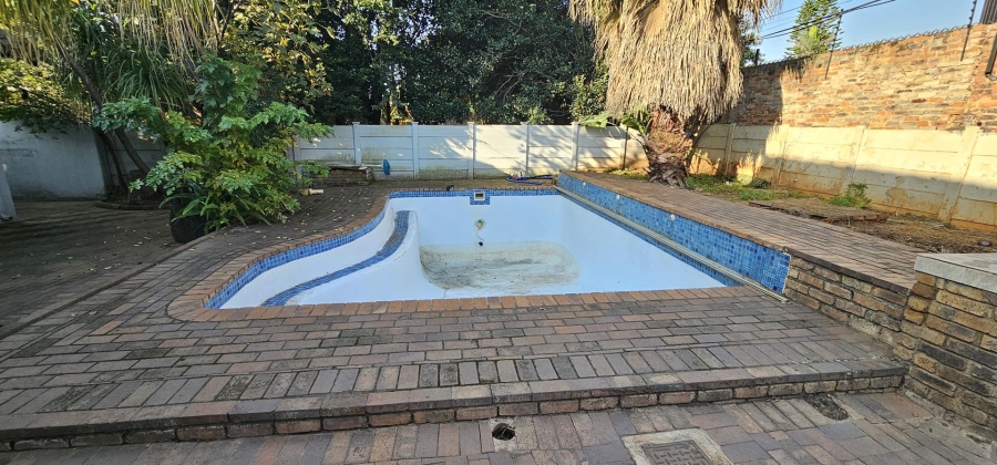 5 Bedroom Property for Sale in Elardus Park Gauteng