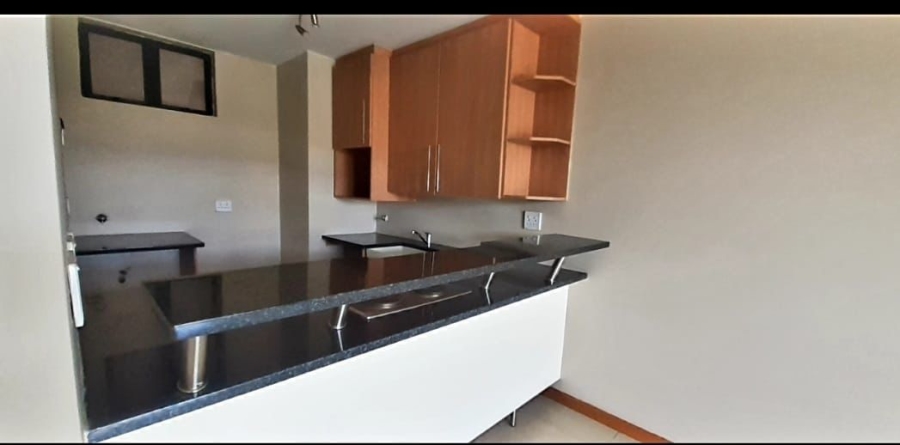 2 Bedroom Property for Sale in Rooihuiskraal North Gauteng