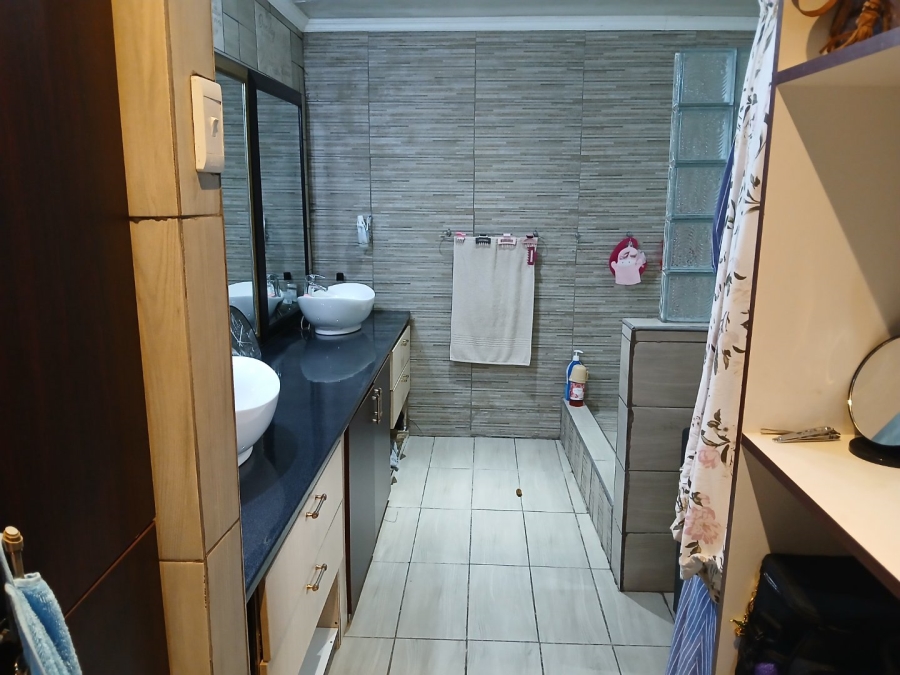 3 Bedroom Property for Sale in Proclamation Hill Gauteng