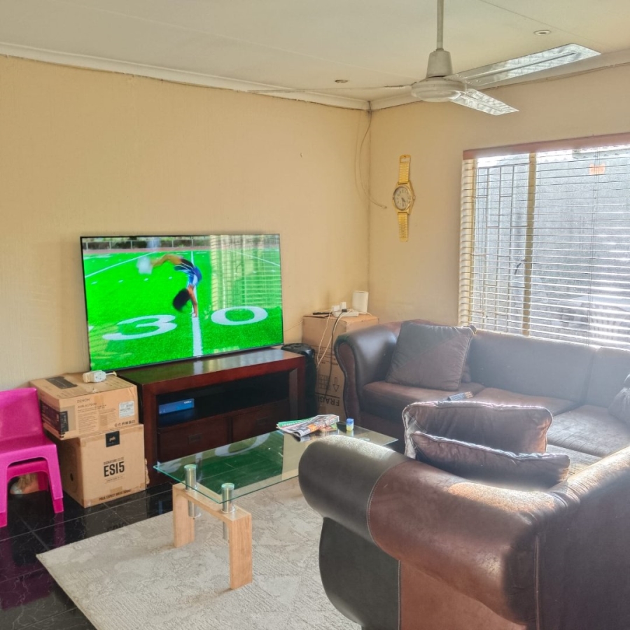 3 Bedroom Property for Sale in Edleen Gauteng