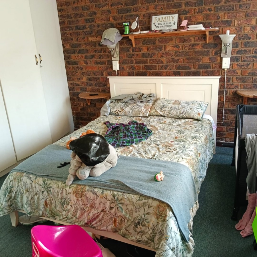 3 Bedroom Property for Sale in Edleen Gauteng