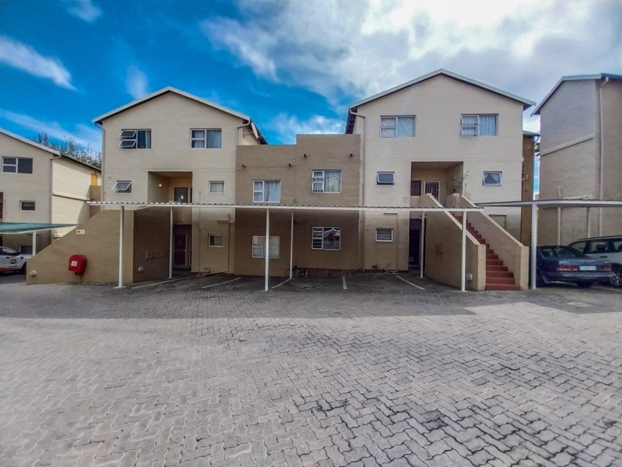 2 Bedroom Property for Sale in Noordhang Gauteng