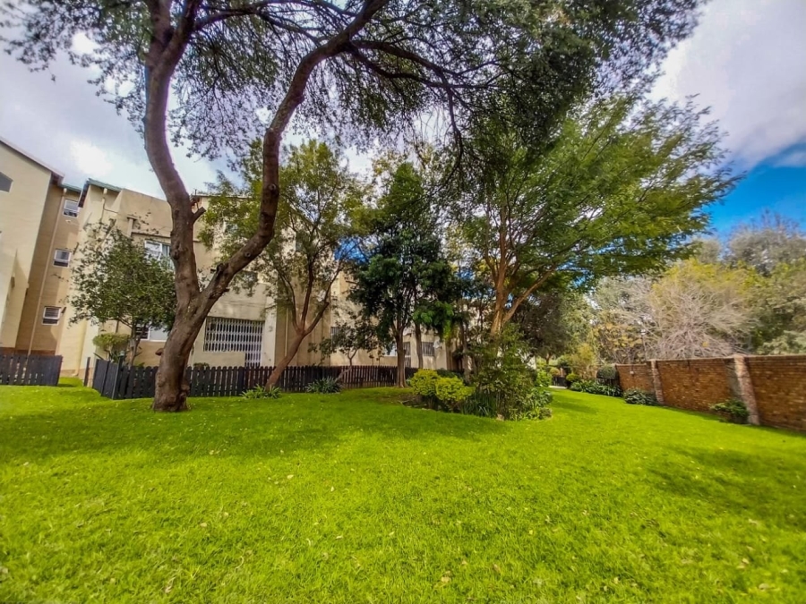 2 Bedroom Property for Sale in Noordhang Gauteng