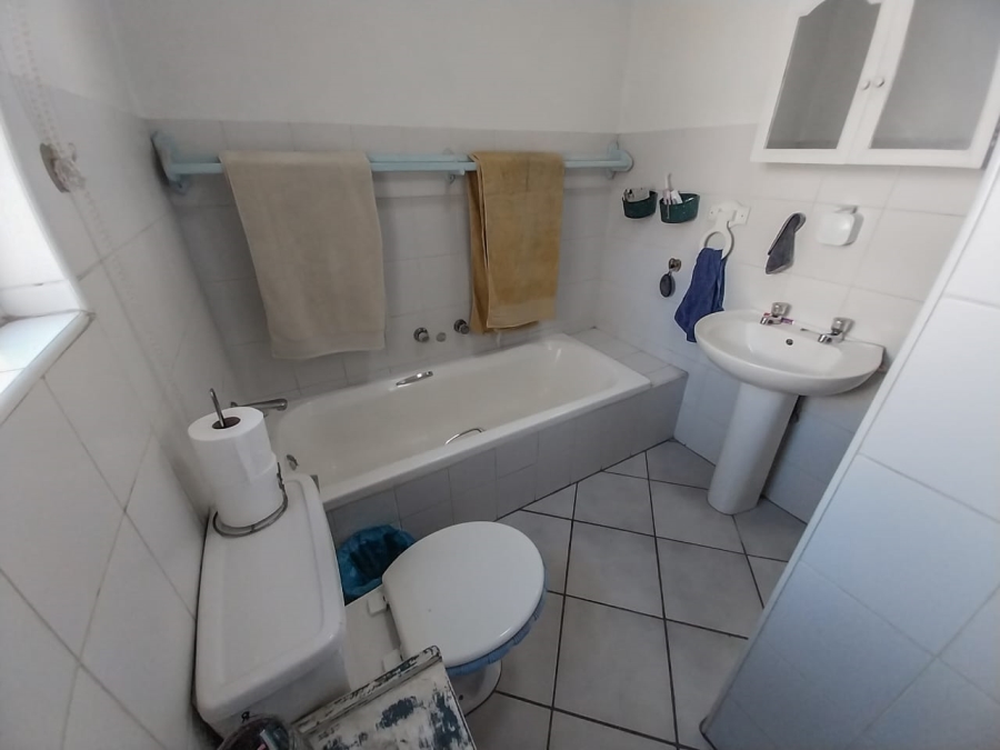 2 Bedroom Property for Sale in Noordhang Gauteng